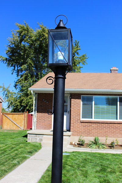 spray paint light pole