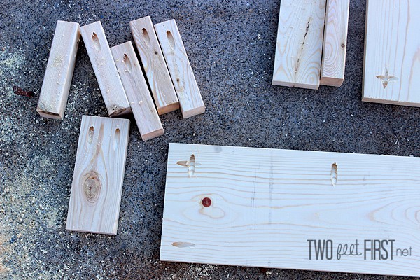 DIY floating shelf