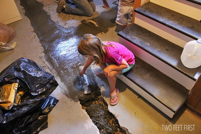 kids-helping-add-concrete