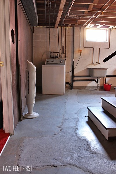 cleaning-laundry-room