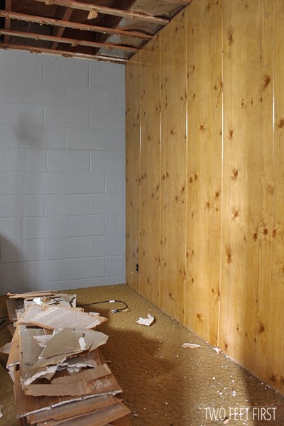 bedroom-demo-progress