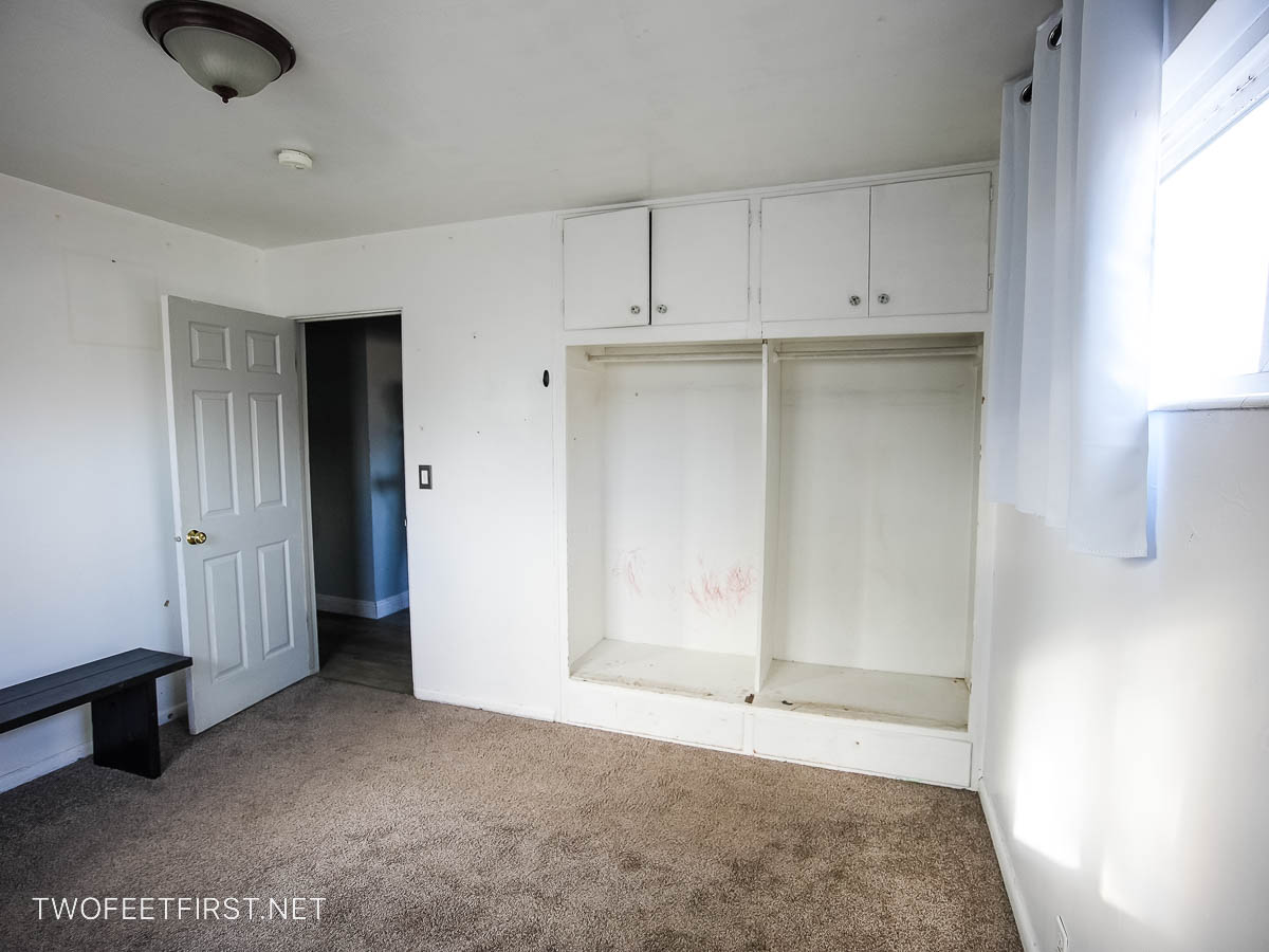 How to Build a DIY Closet Organizer