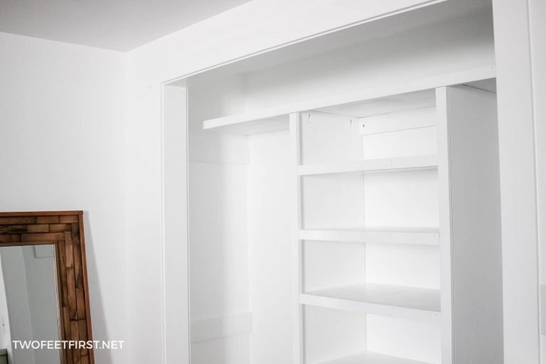 How to build a DIY floating closet organizer