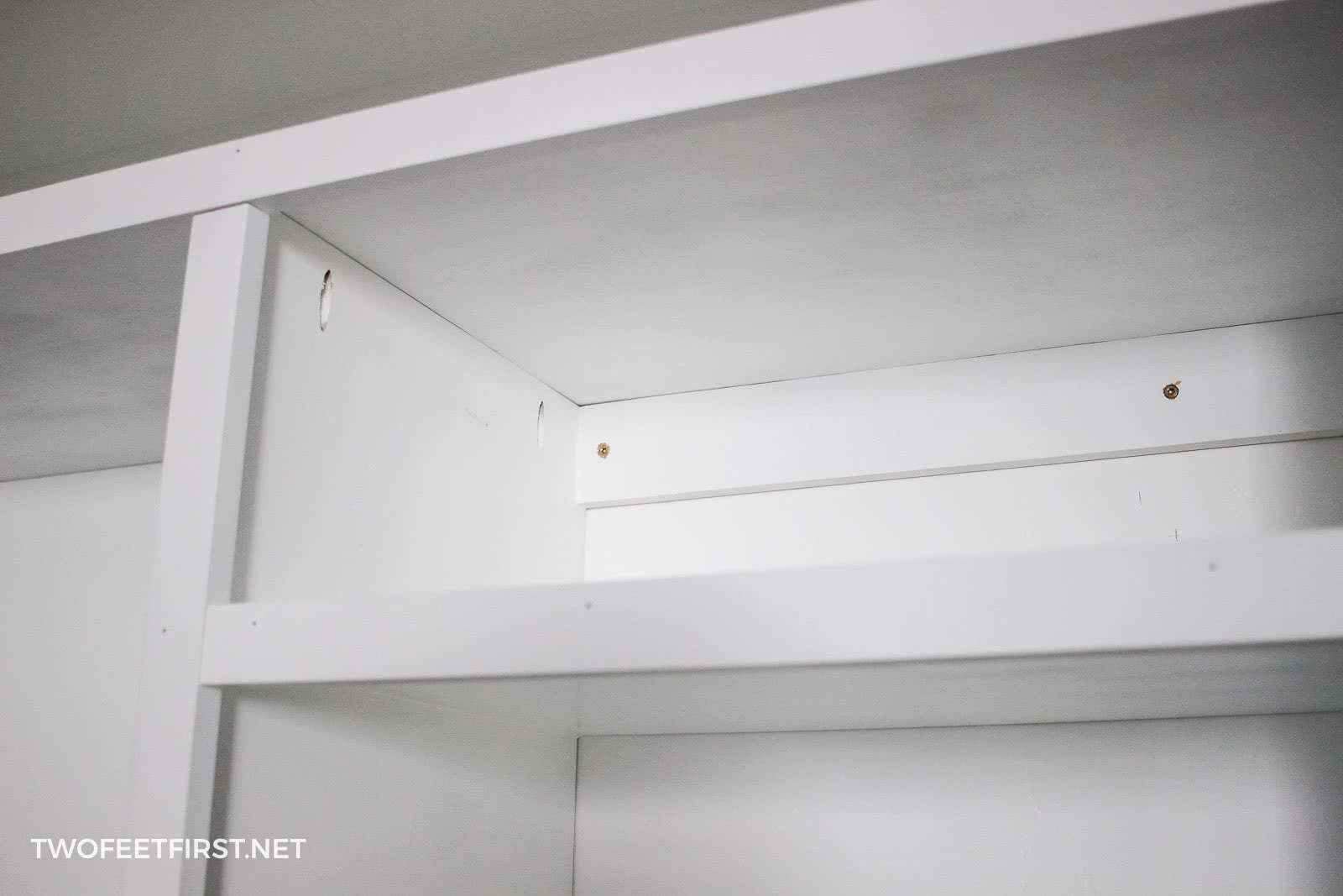 How to build a DIY floating closet organizer