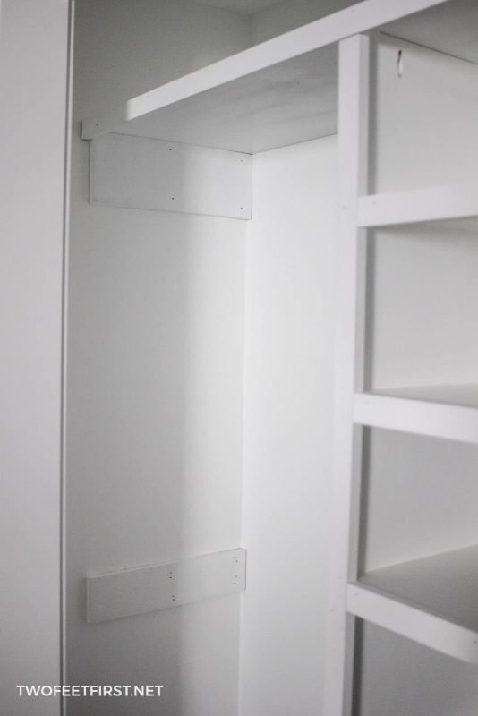 Build A Diy Floating Closet Organizer, How To Build Storage Closet Shelves