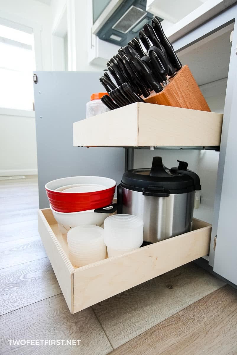 Build Pull Out Shelves For Kitchen Cabinets 