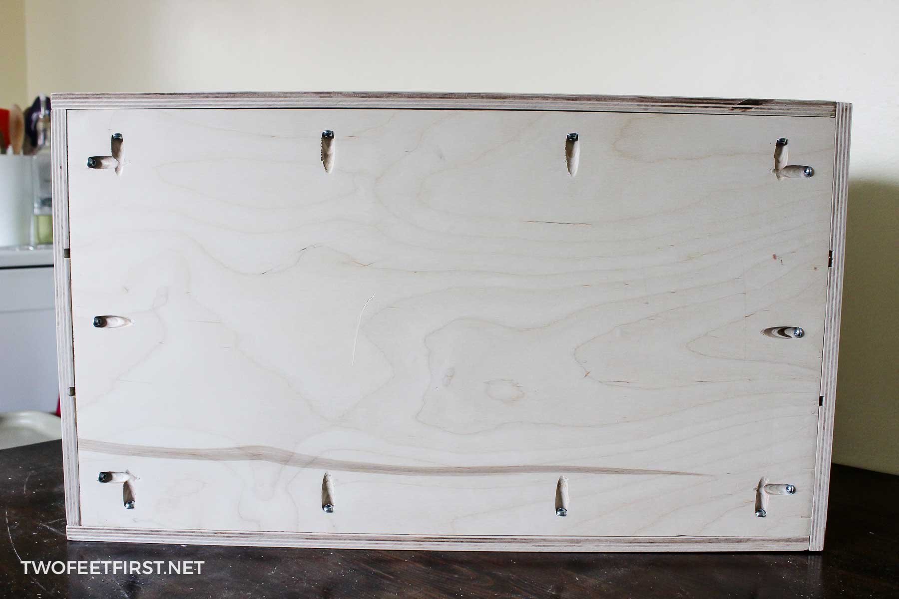 DIY pull out baking sheet drawer to organize cookie sheets