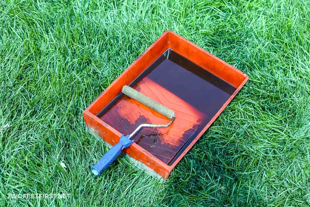 Restaining a cedar fence with a roller Restore the wood