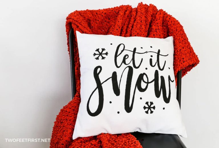 How to make a Let It Snow throw pillow cover