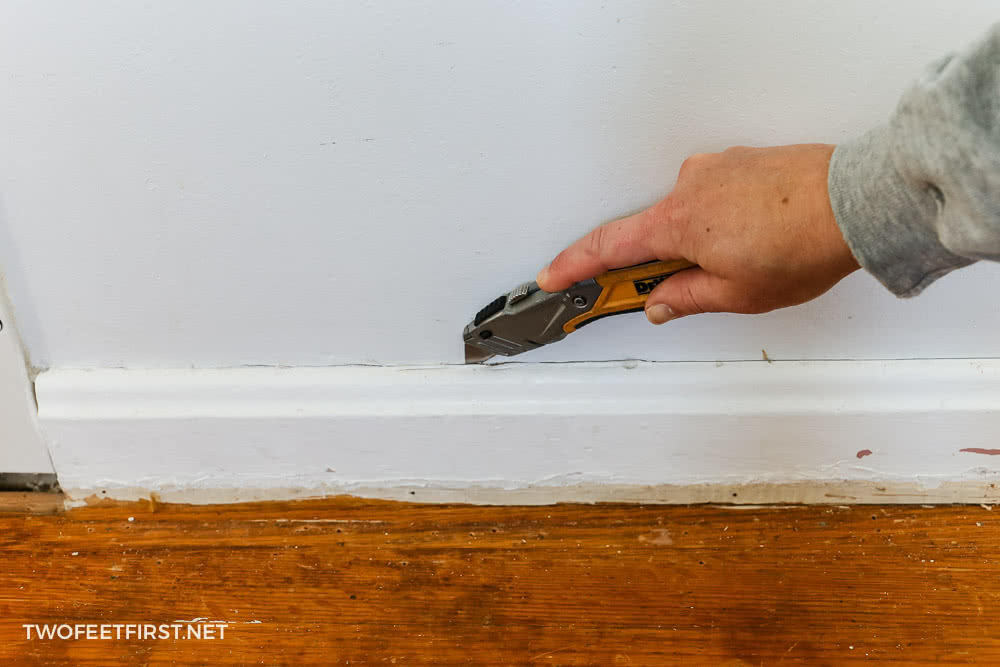 How to remove baseboards without damaging them or the wall