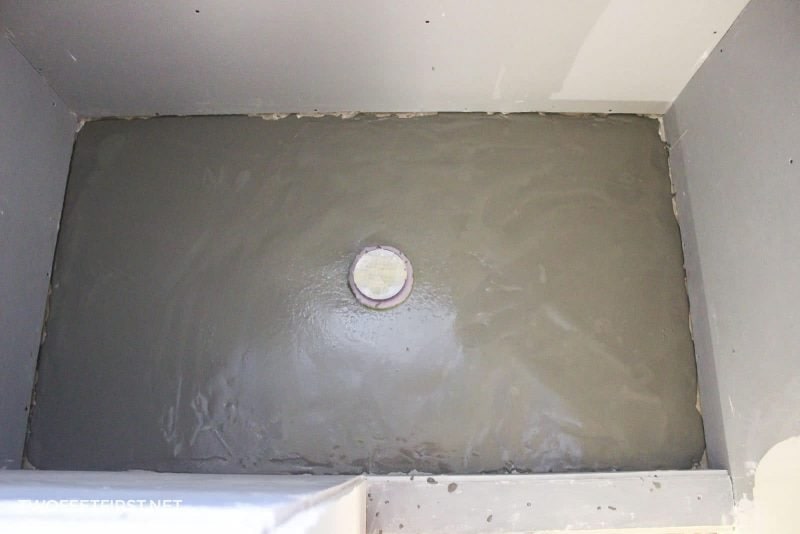How to level a concrete floor with selfleveling concrete