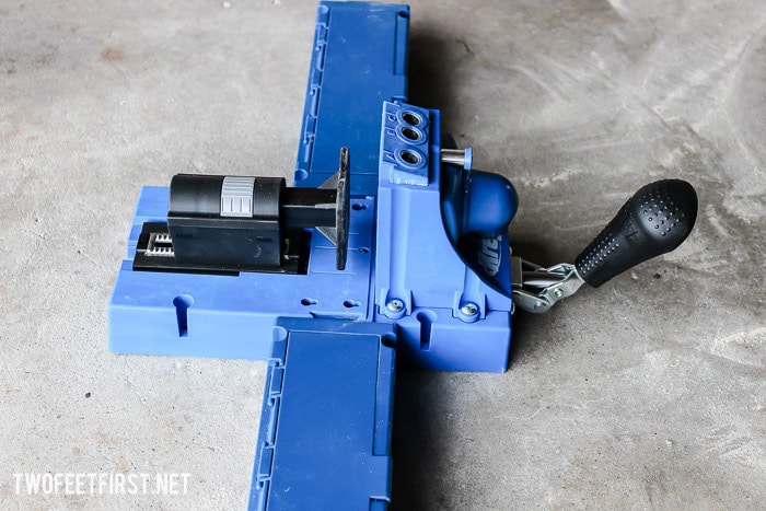 Do you want to organize a closet by adding drawers? Here is a DIY tutorial on how to build drawers for a closet system. PLUS see how to create a full closet system for a small closet. #twofeetfirst #diy #closet #organize #build How to build drawers for a closet system using Kreg Jig