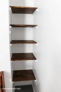 build wall to wall shelves