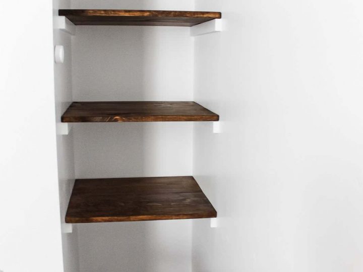 How to build a simple wall shelf