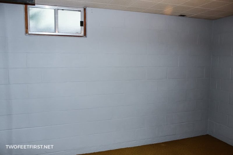 Painting Cinder Block Walls In A Basement Or Re Paint Them - Can I Paint Basement Concrete Walls